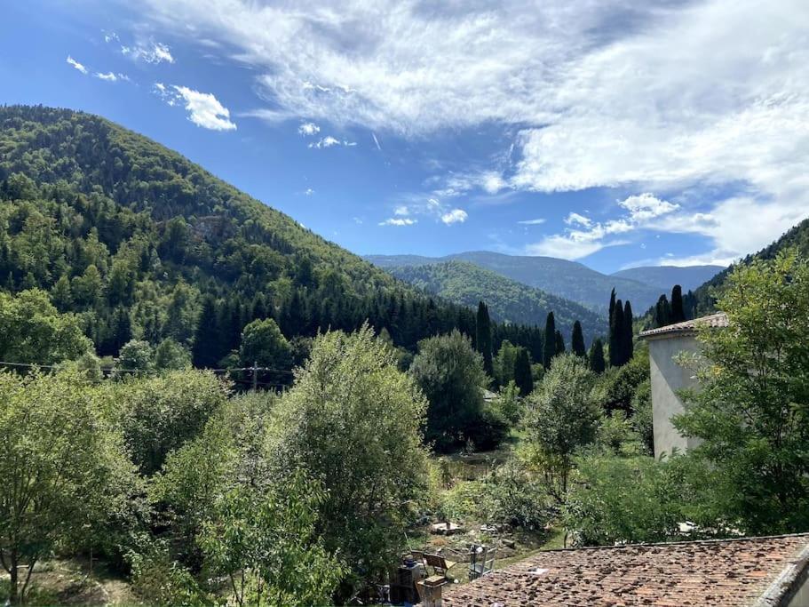 Chambre Double Cosy - Gite De La Louve Fougax-et-Barrineuf Dış mekan fotoğraf